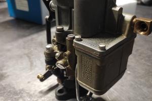 Carburatore originale per jeep Willys