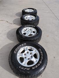 Cerchioni gomme fuoristrada da 16" Mitsubishi