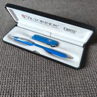 Astuccio Collezione Victorinox e penna Cross