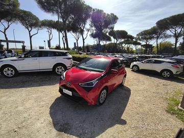 TOYOTA Aygo 1.0cc X-PLAY 72cv ALERT ANTICOLLISIO