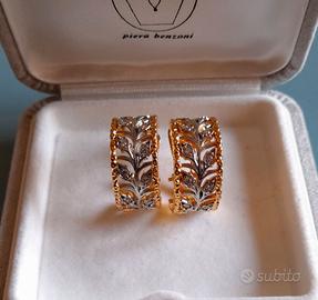 Orecchini a boccola traforati foglie zirconi oro