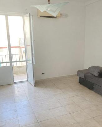 Appartamento semi-arredato - taranto, zo