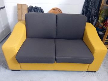 divano letto in microfibra