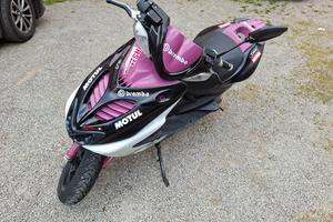 scuter 50 aerox anno 2015