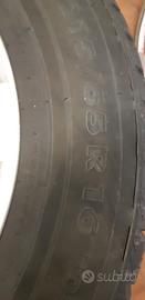 Pneumatici con cerchio in lega 215-65-16