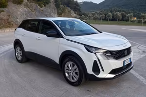 PEUGEOT 3008 1.5 BLUE-HDI 2022