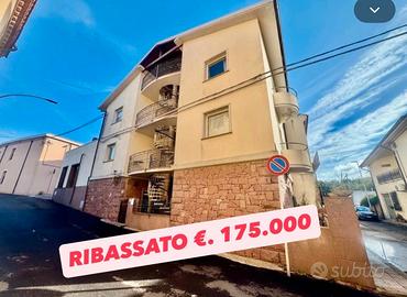 Macomer HOTEL ALBERGO B&B in centro 400 mq