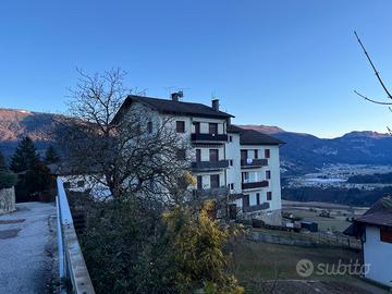 Appartamento stenico con vista