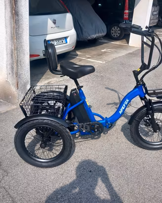 triciclo pedalata assistita Apefox rh30 