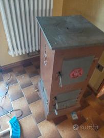piccola stufa a legna 