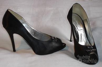 BLU BYBLOS peeptoe in raso nero mis. 40