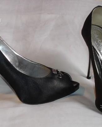 BLU BYBLOS peeptoe in raso nero mis. 40