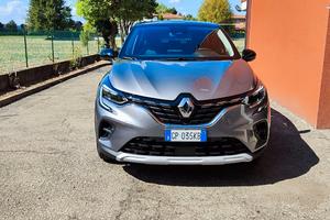 Renault Captur 100CVGpl Techno Fast Track