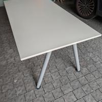 Scrivania Ikea bianca