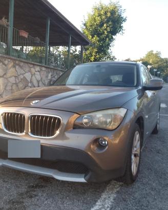 BMW X1 leggi descrizione 