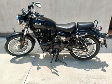 moto Benelli 400 imperiale colore nero imm apr 202