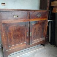 mobile antico in legno