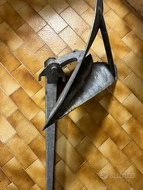 Ancora tipo Delta acciaio zincato 20-25kg