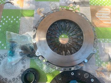 Kit frizione e volano