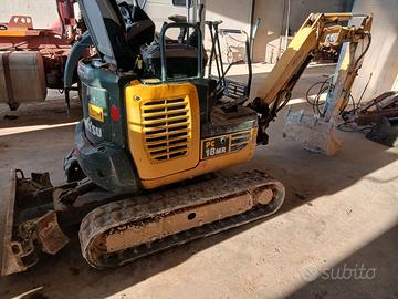 MINIESCAVATORE komatsu pc 18