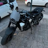 Honda CB1000R con quickshift