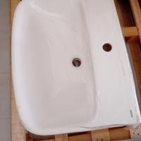 Lavabo sospeso in ceramica bianca 60 cm