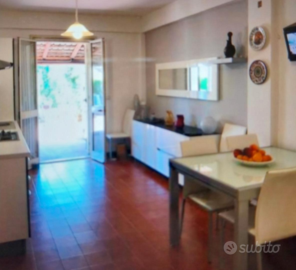 Terreno con villa annessa - Vista 5