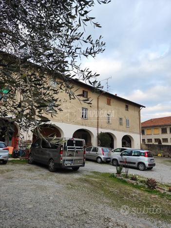 Vendita Bilocale in Cortile - Vertemate con Minopr