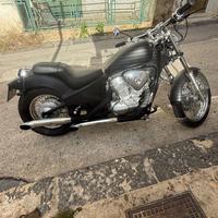Moto Honda shadow 600