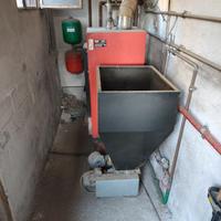 Caldaia a combustibili solidi