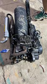 blocco motore honda X8R