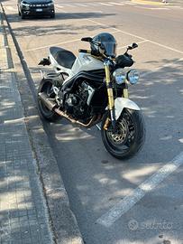 Triumph speed triple 1050
