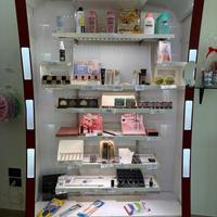 espositore makeup con luci led