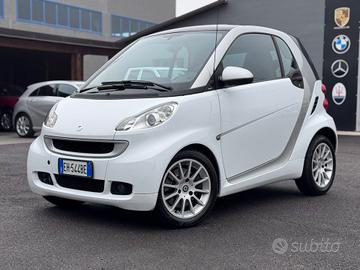 Smart ForTwo 1000 52 kW MHD passion tetto panorami