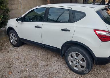 Nissan Qashqai 1,5 Dci 110 cv