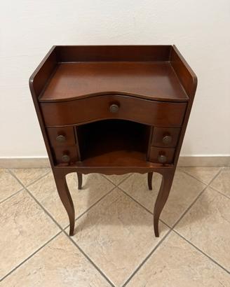 Mobiletto portatelefono arte povera