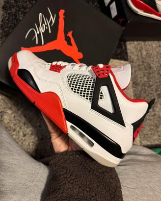 Nike air jordan 4 retro fire red