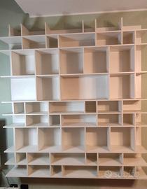 LIBRERIA SOSPESA CHATEAU D'AX