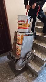 Carrello saliscale elettrico a batteria