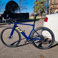 3T strada AquaBlue Sport 2018