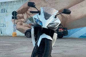 Yamaha YZF R125 - 2013