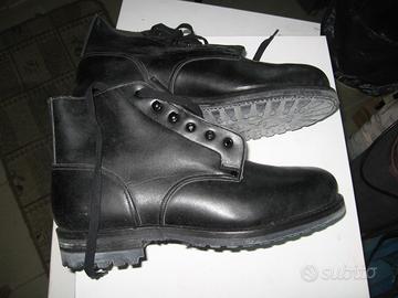 Scarponcini militari