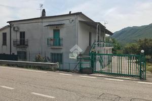 CASA SEMINDIPENDENTE A SAN VITTORE DEL LAZIO