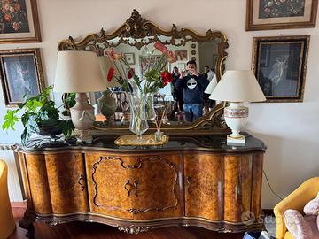 Sala da pranzo classica completa – tavolo, sedie,