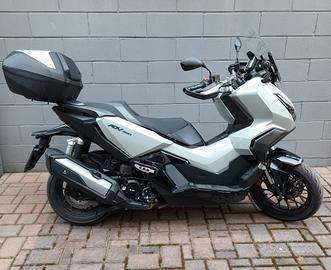 Honda ADV 350 Scooter