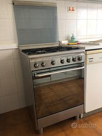 Cucina a gas SMEG