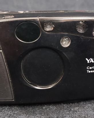 Yashica T4 Carl Zeiss T* Tessar f/3.5 vintage