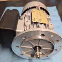 MOTORE ELETTRICO 220V  0.37 KW