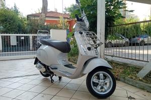 Vespa 150 Primavera Touring 2016
