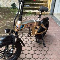 Bici elettrica icone x7